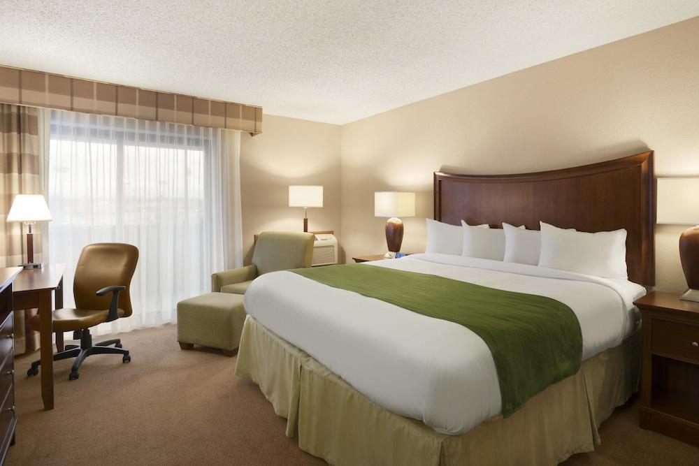 Hotel Wingate By Wyndham Lincoln Airport East Exteriér fotografie